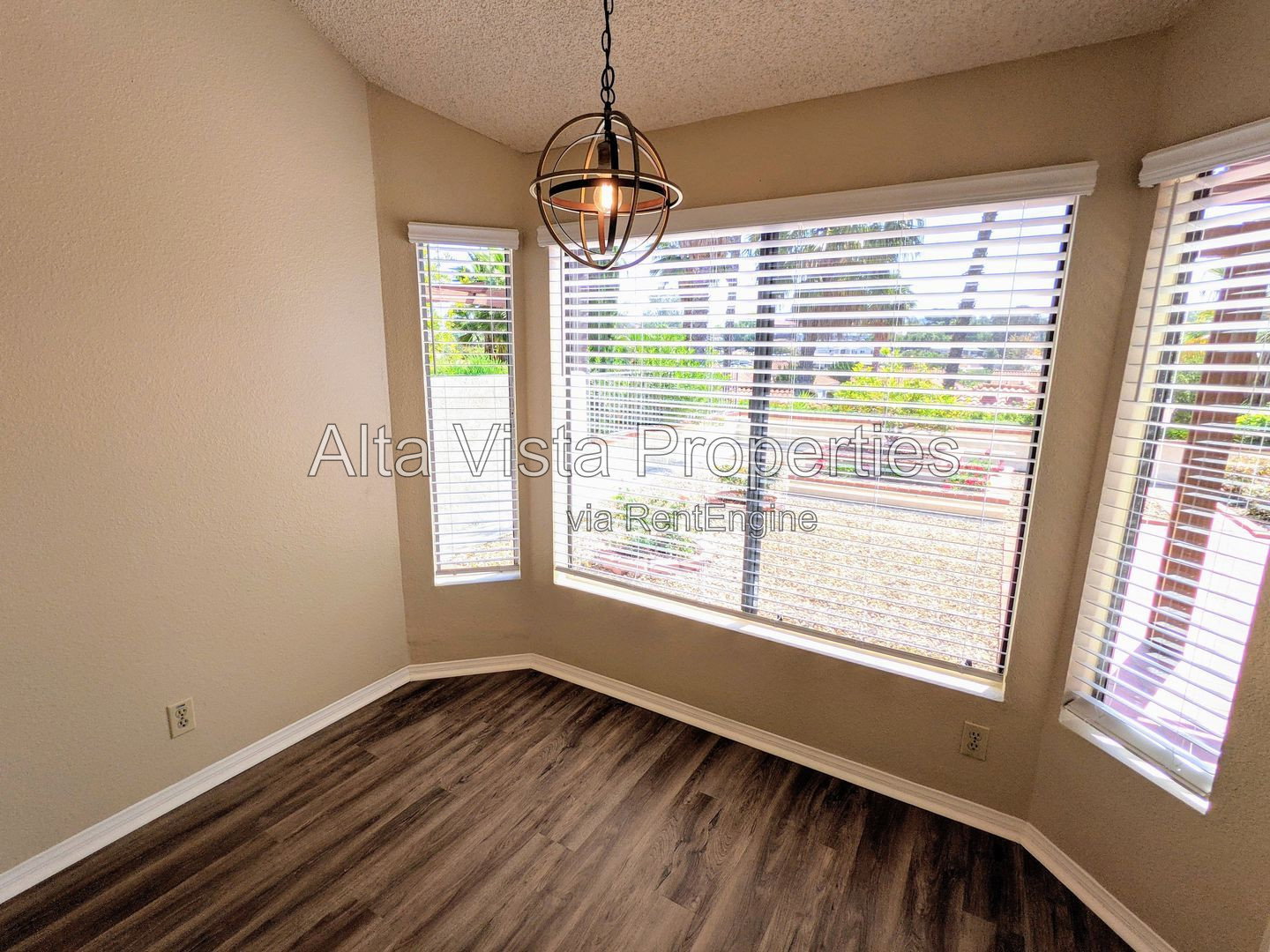 Gallery Image 17