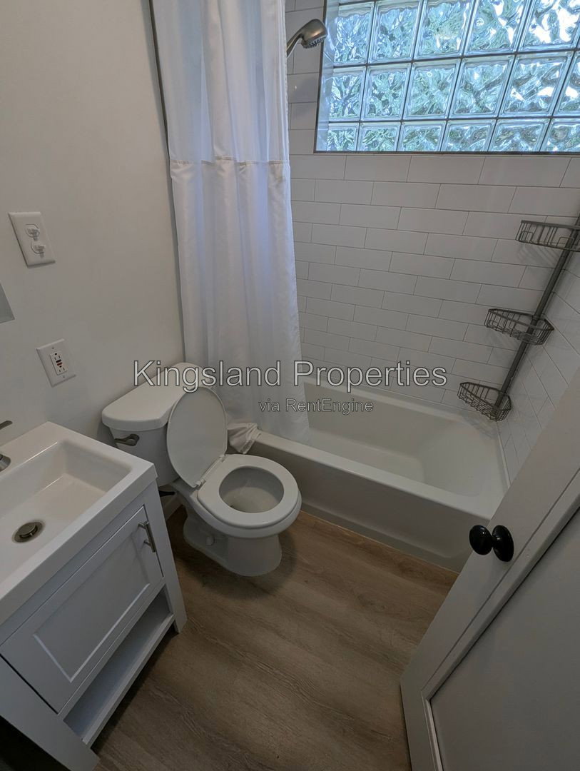 Gallery Image 15