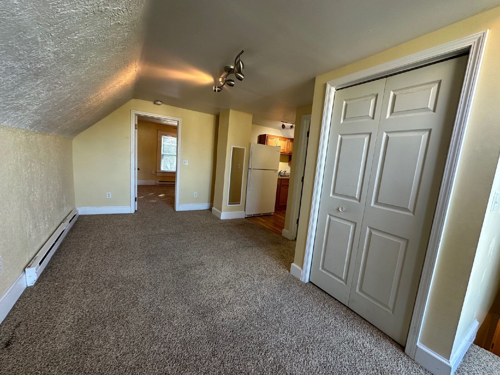 1BR Upper in West Allis | Private Balcony + Parking + AC