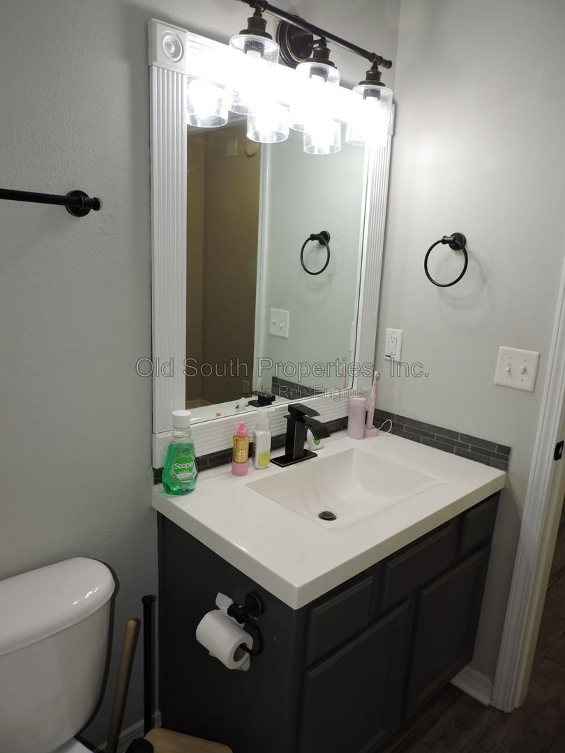 Gallery Image 17