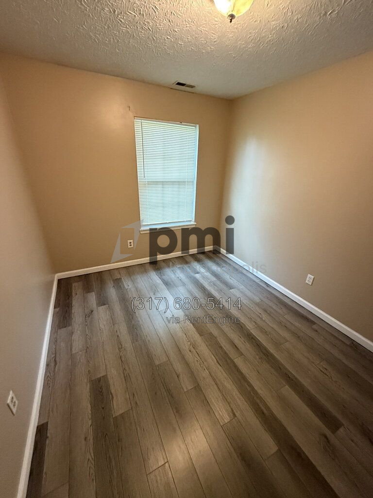 Gallery Image 18