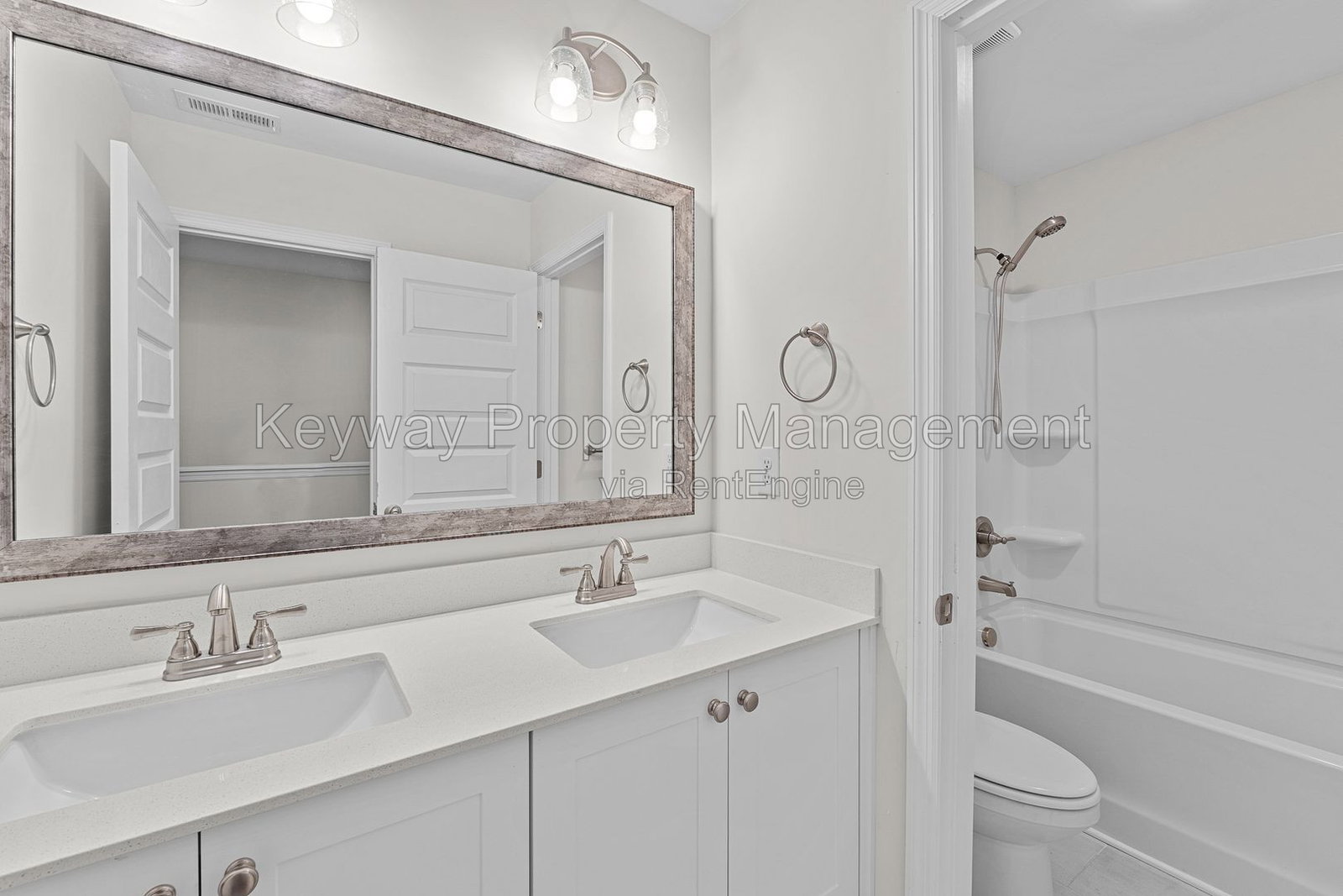 Gallery Image 16