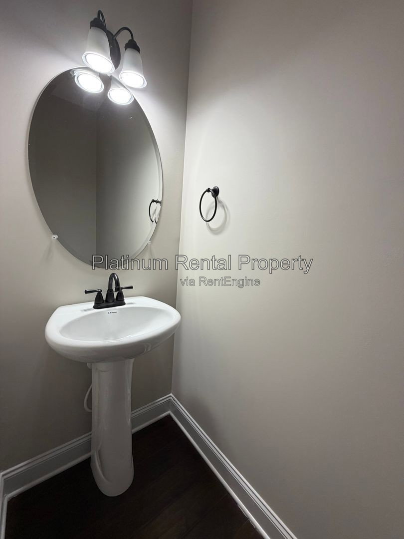 Gallery Image 15