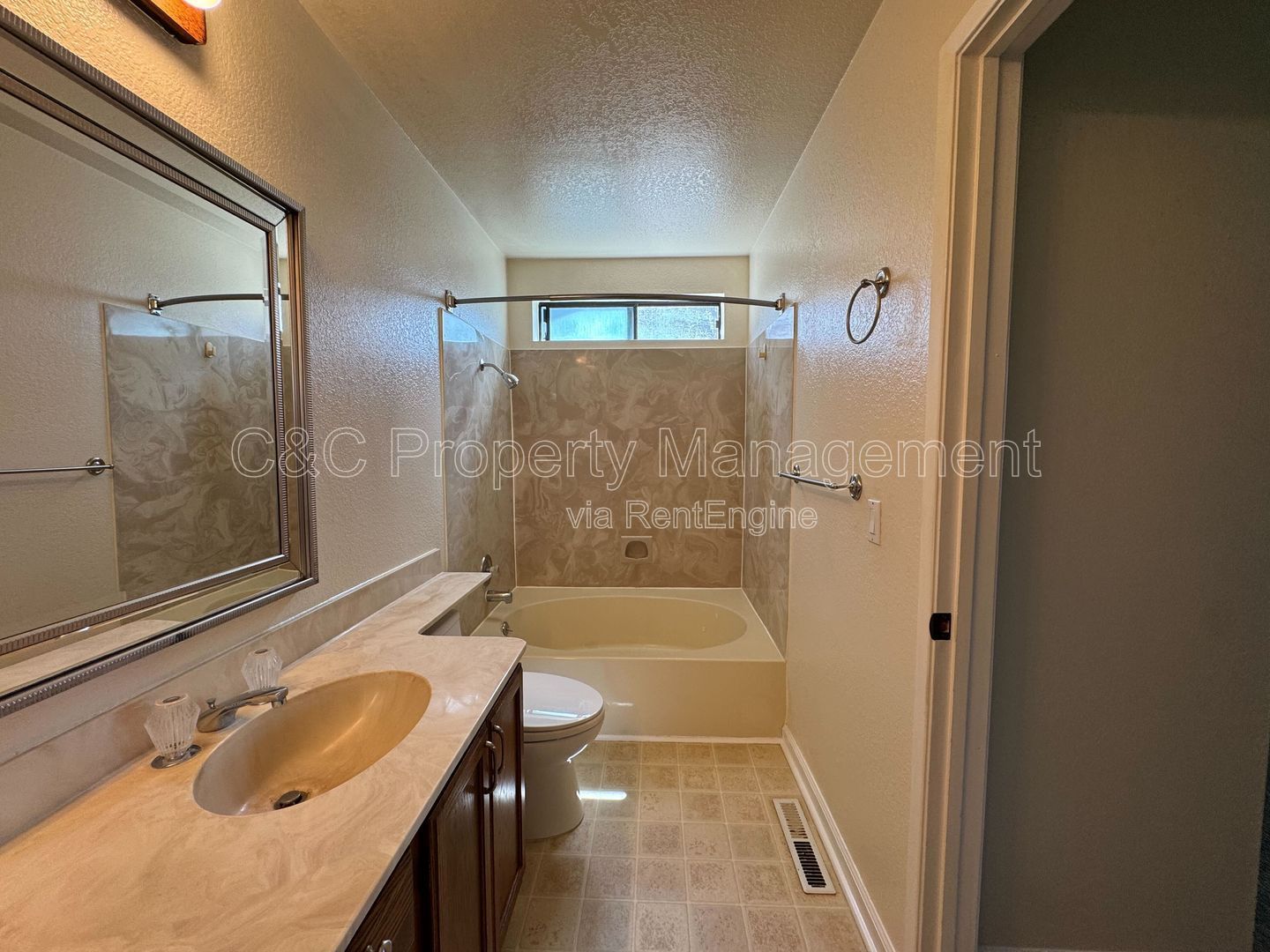 Gallery Image 14