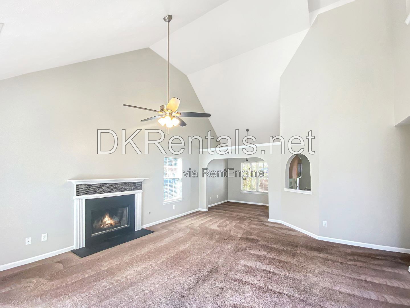 Gallery Image 0