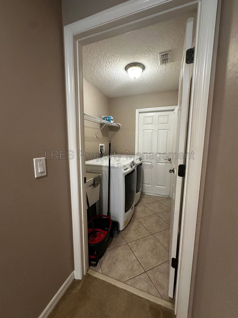 Gallery Image 39
