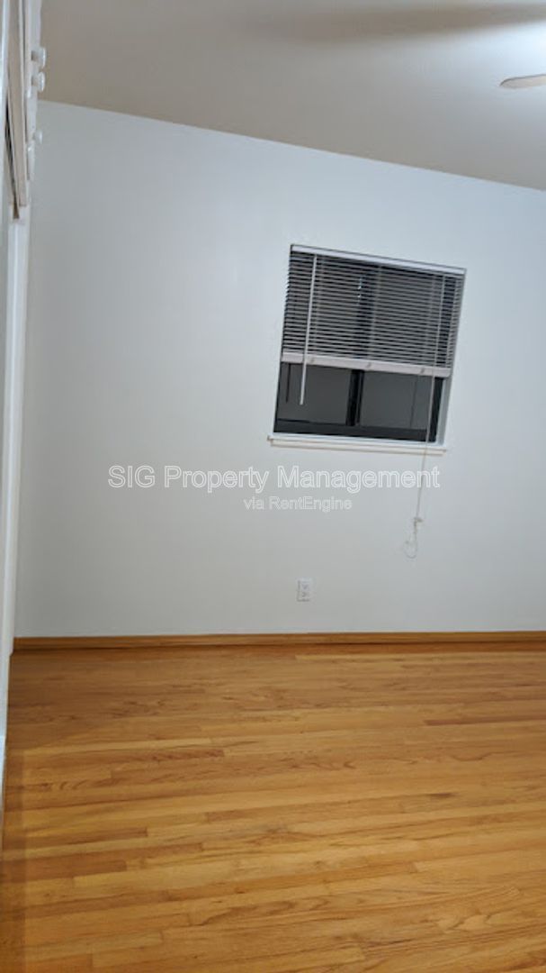 Gallery Image 71