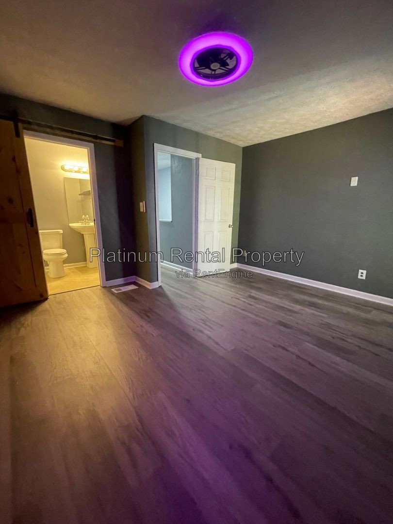 Gallery Image 30