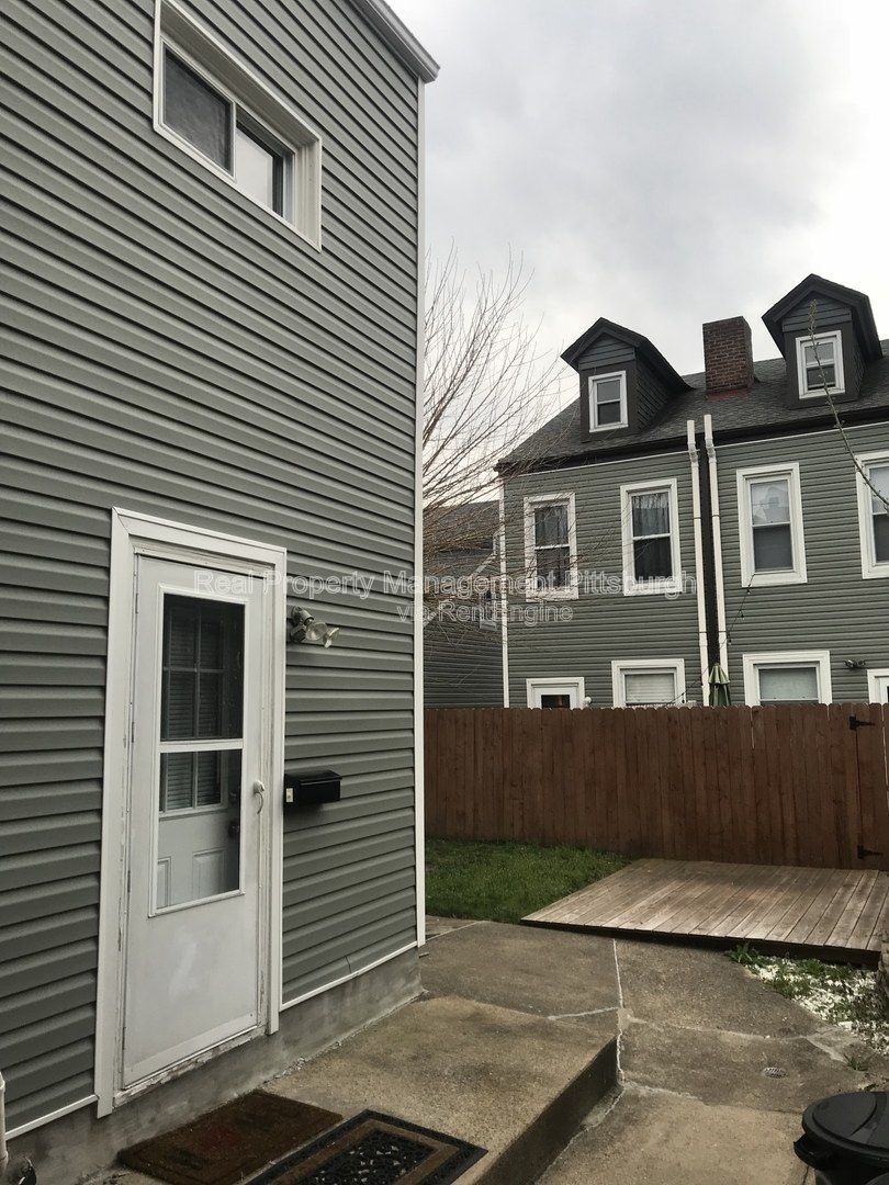 Gallery Image 0