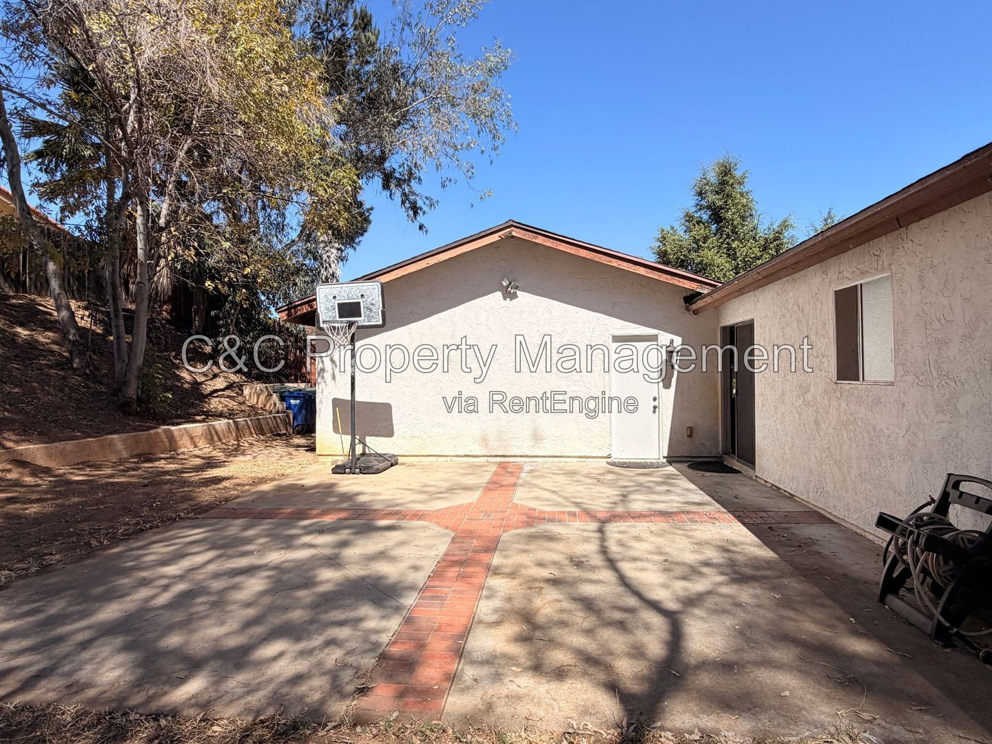 Gallery Image 16