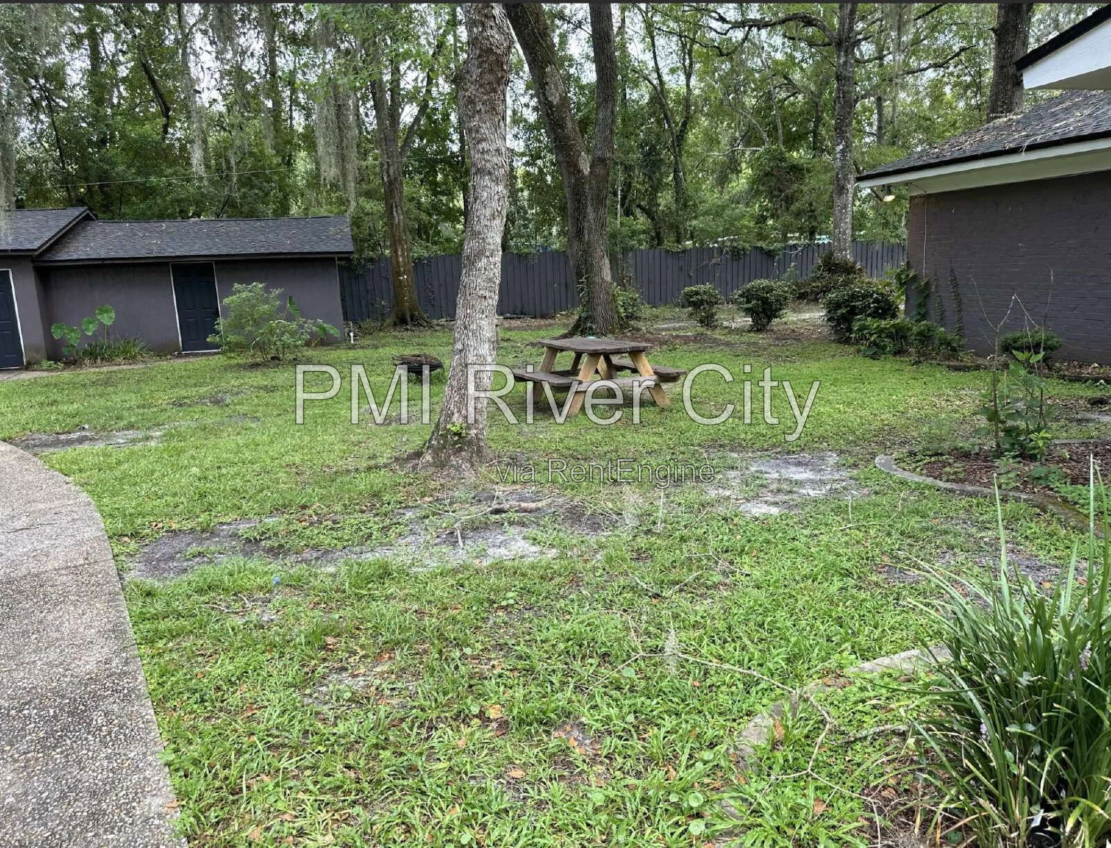 Gallery Image 16