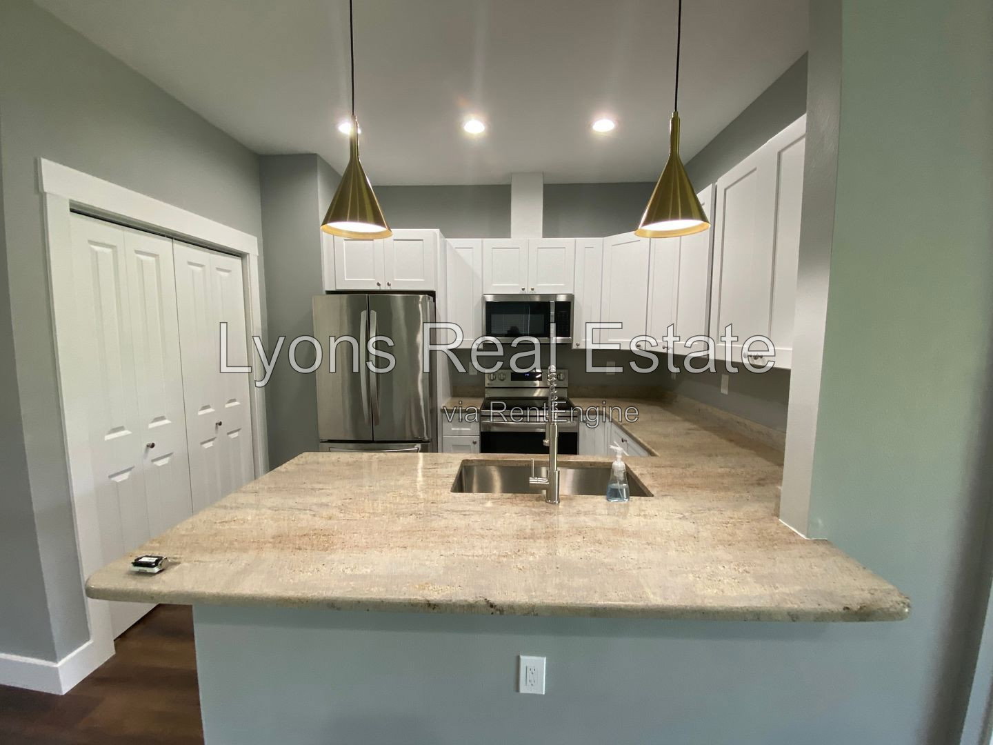 Gallery Image 14