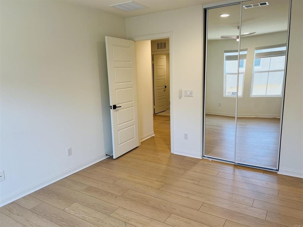 Gallery Image 36