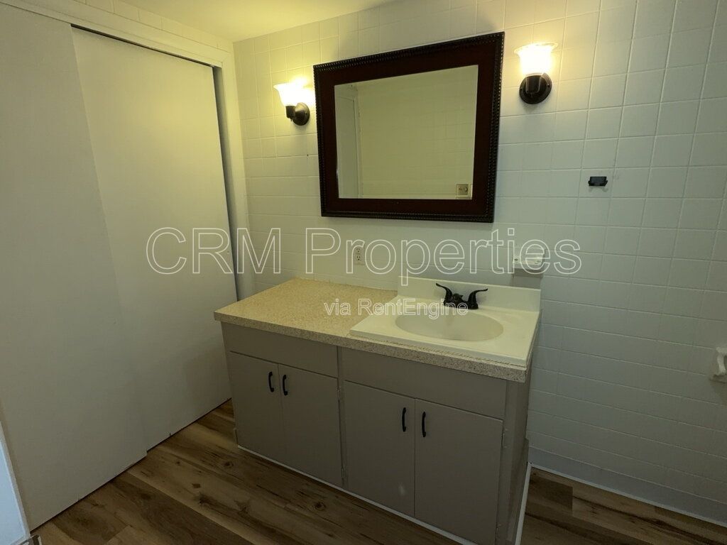 Gallery Image 16