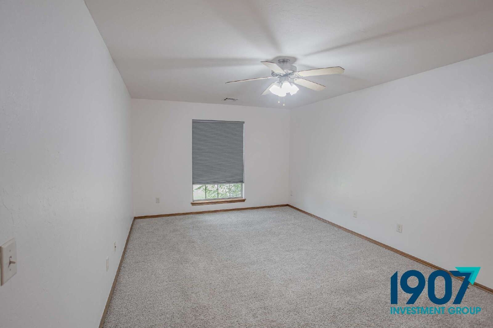 Gallery Image 16