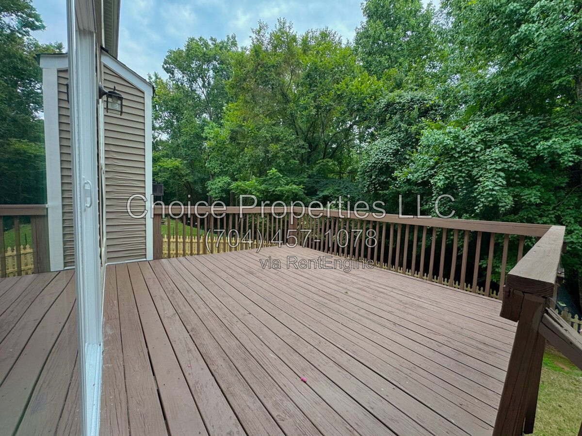 Gallery Image 36