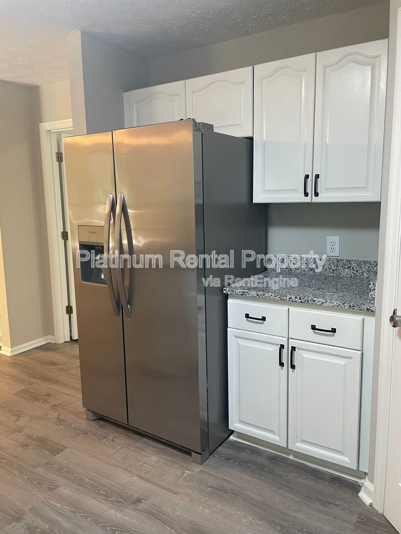 Gallery Image 38