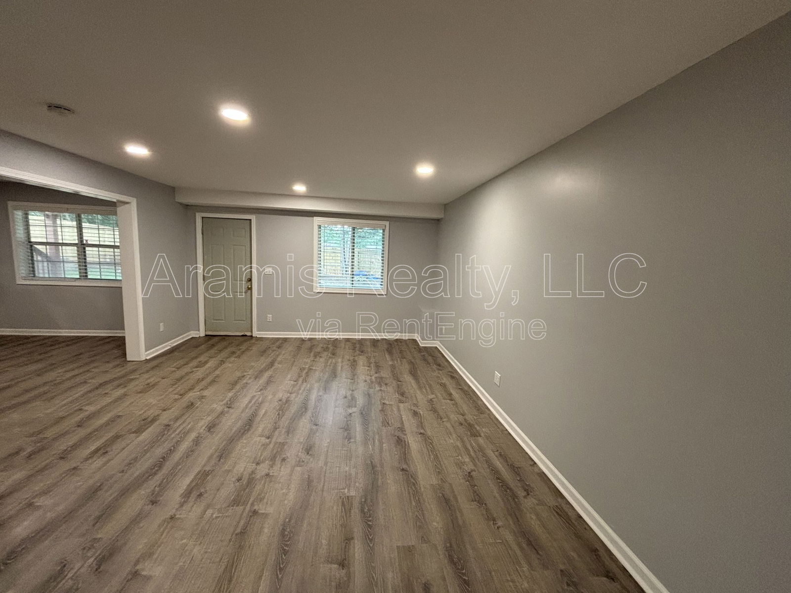 Gallery Image 13