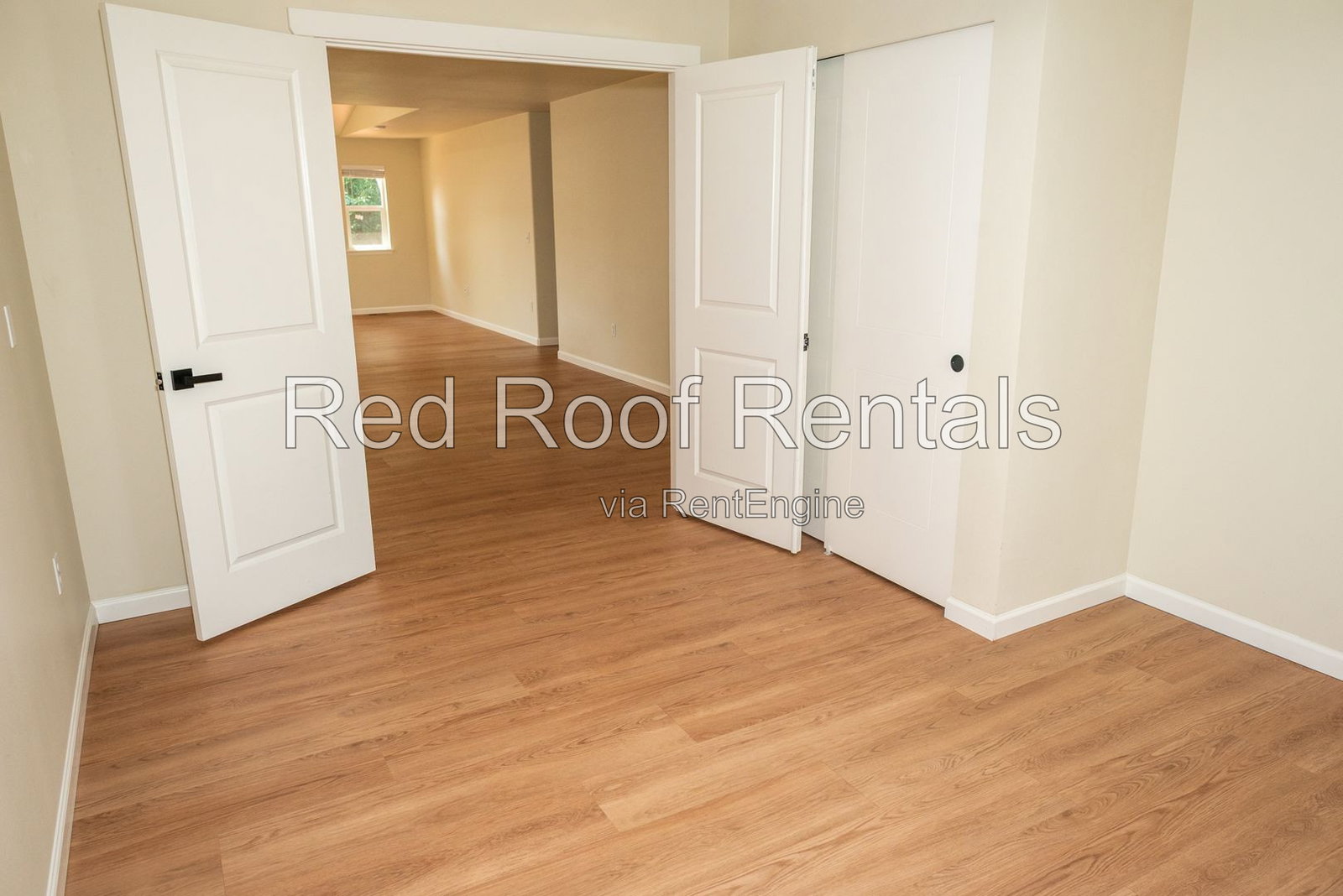Gallery Image 25