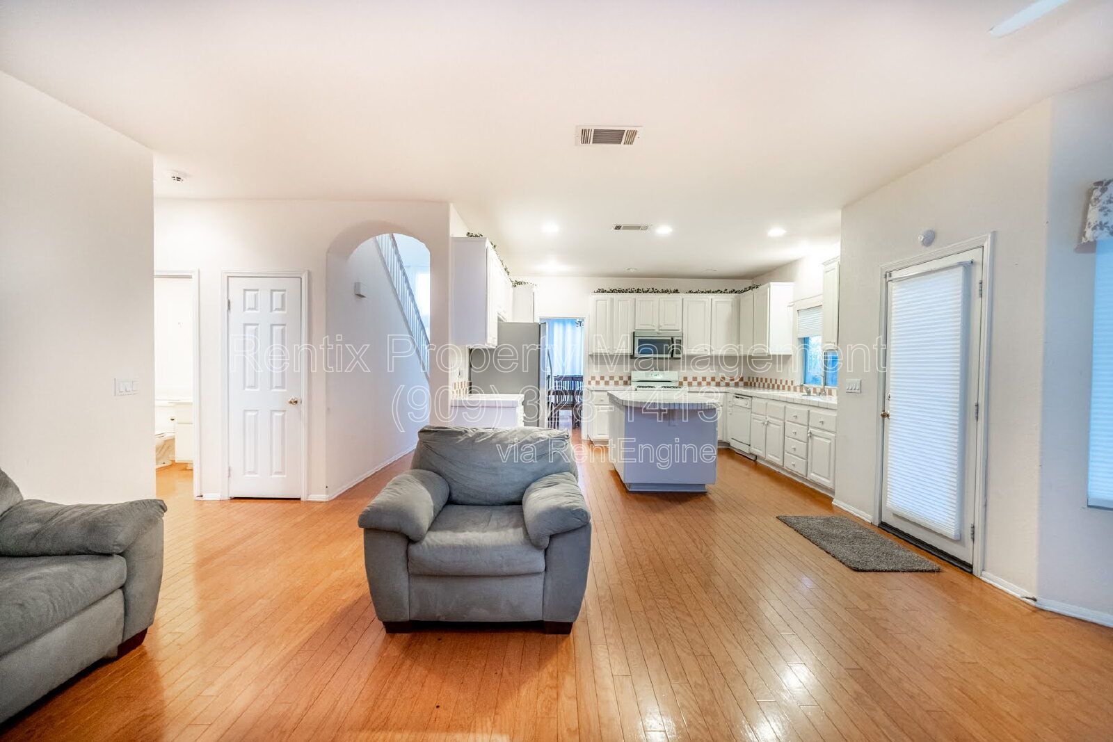 Gallery Image 13