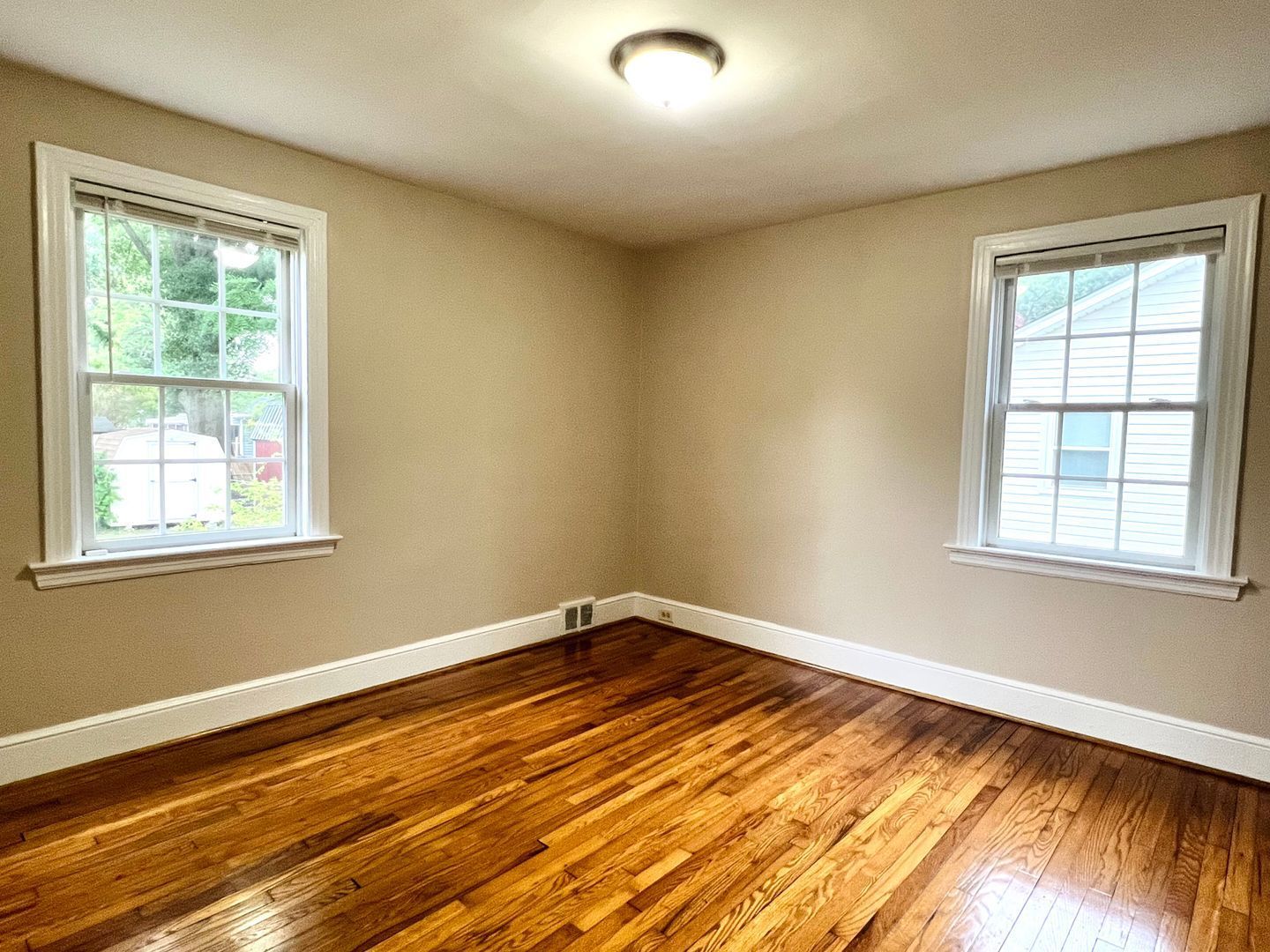 Gallery Image 16