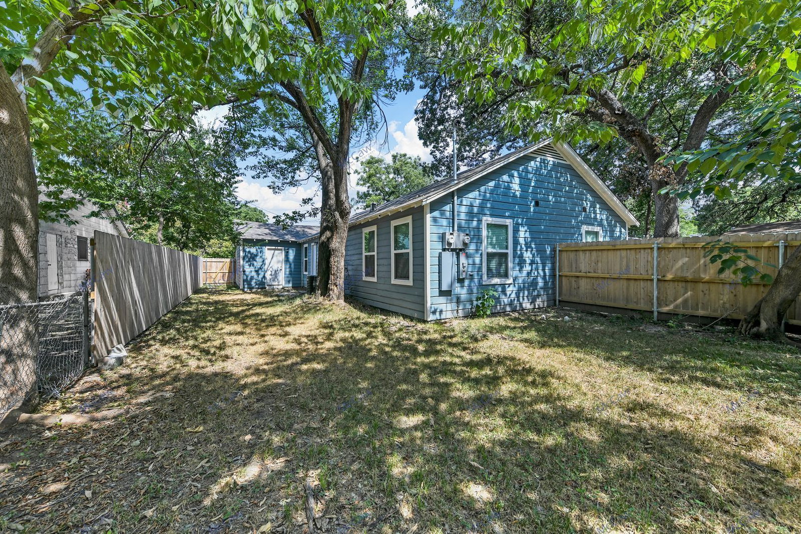 Gallery Image 16