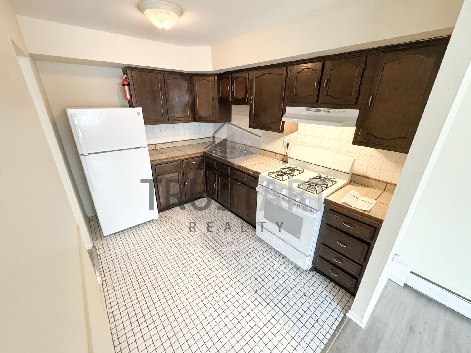 Gallery Image 0