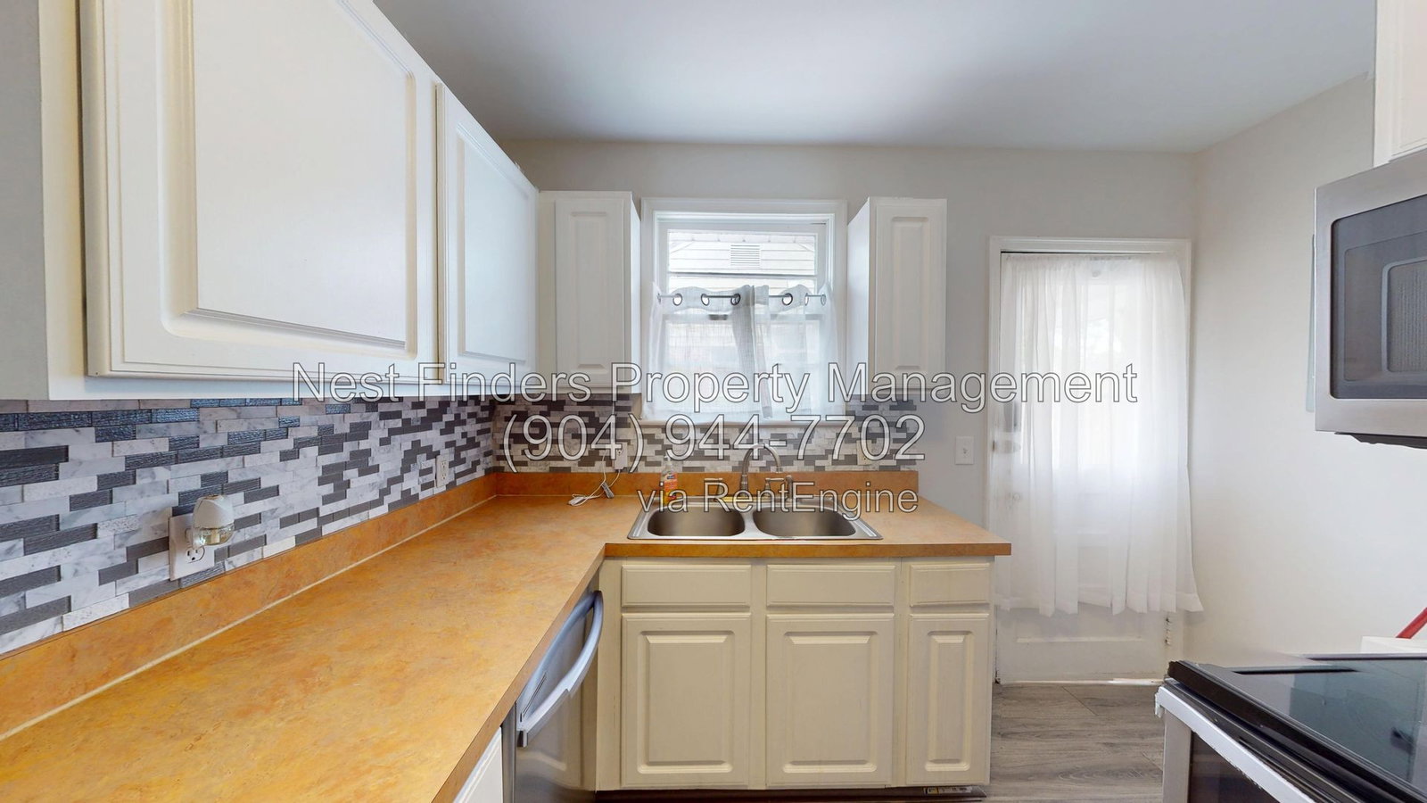 Gallery Image 10