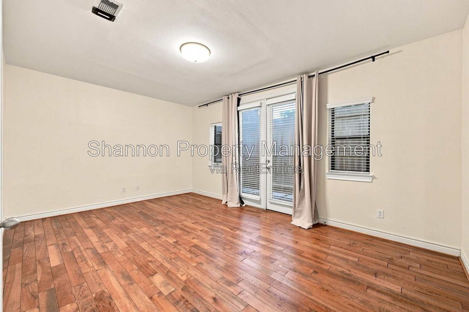 Gallery Image 17