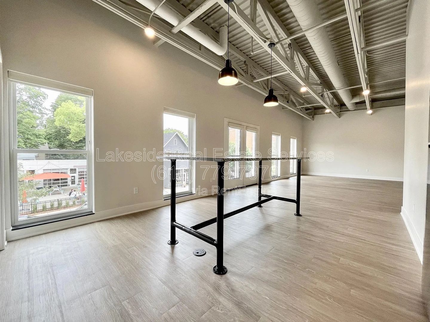 Gallery Image 16