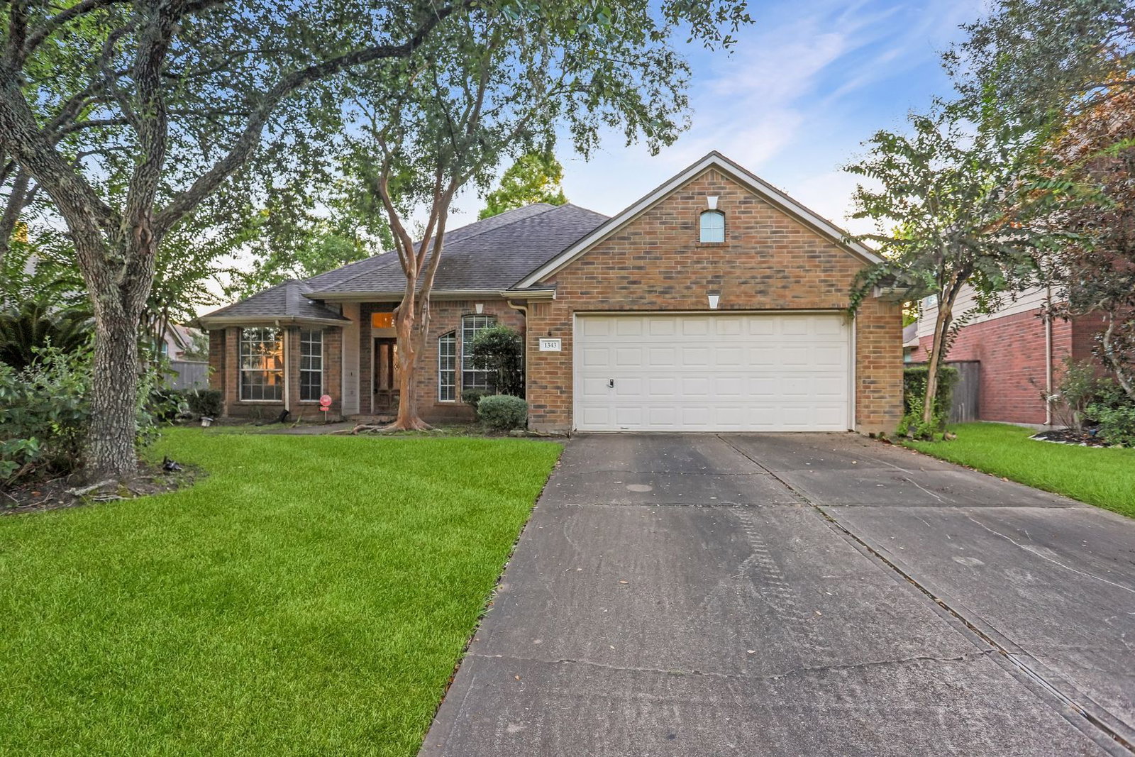 4 Bedroom Rental – 1343 Summer Terrace Drive, Sugar Land, TX 77479