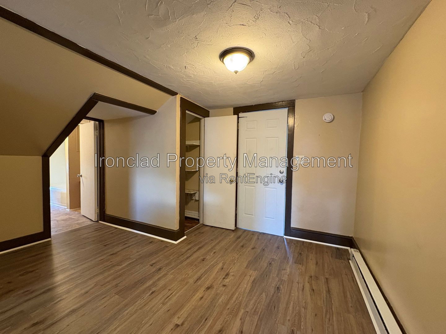 Gallery Image 16