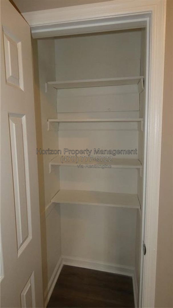 Gallery Image 19
