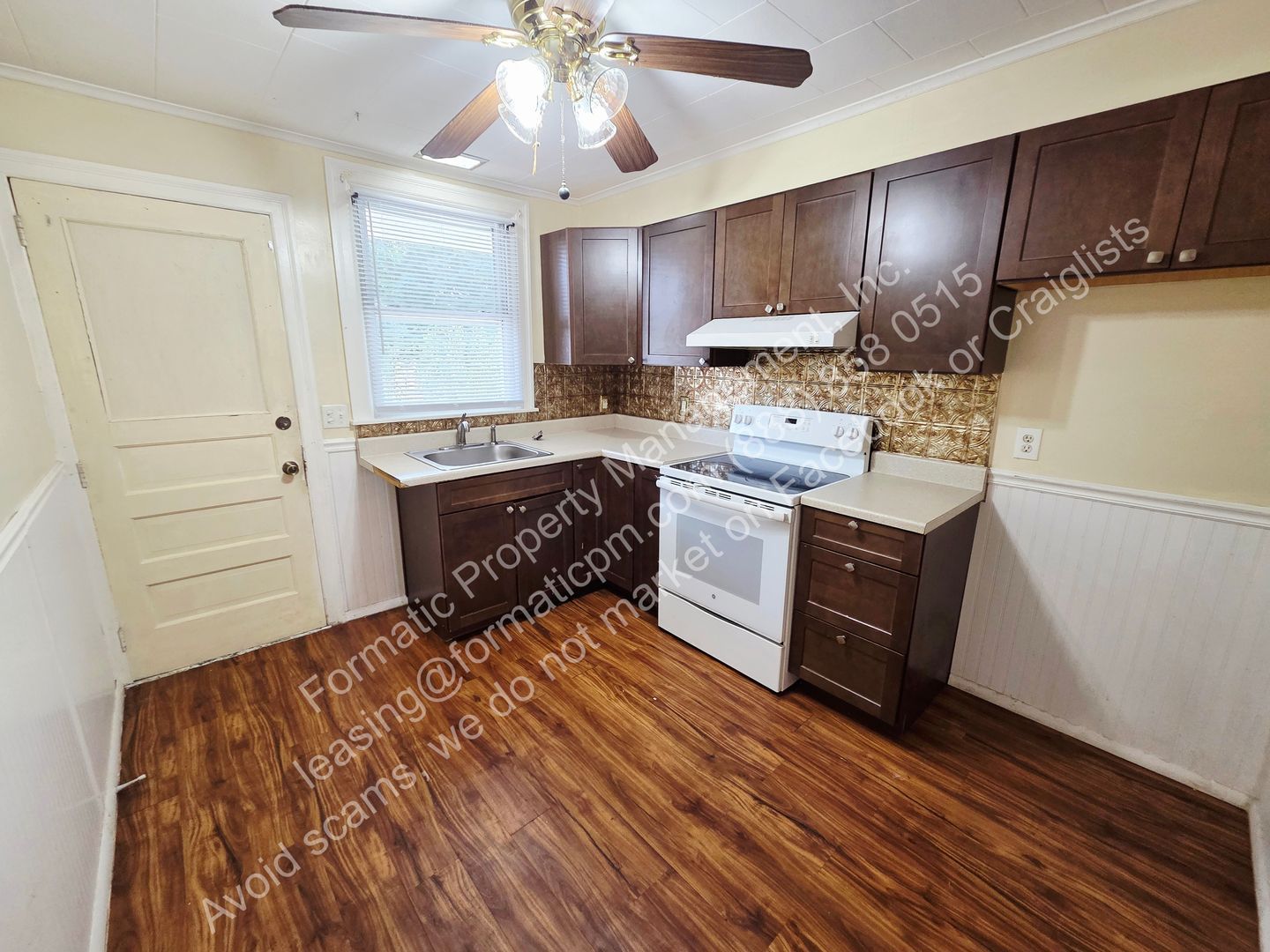 Gallery Image 11