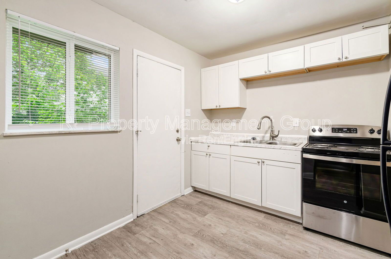 Gallery Image 15
