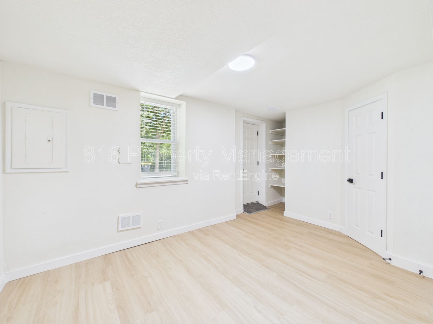 Gallery Image 16