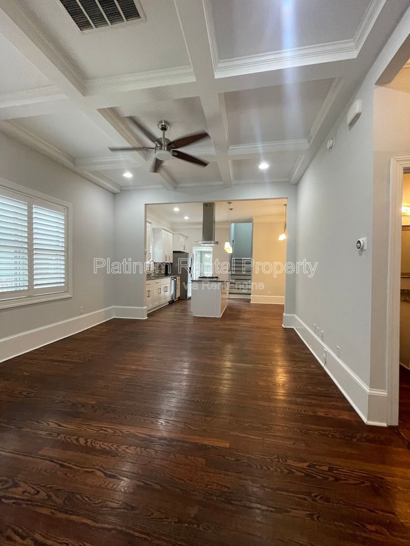 Gallery Image 65