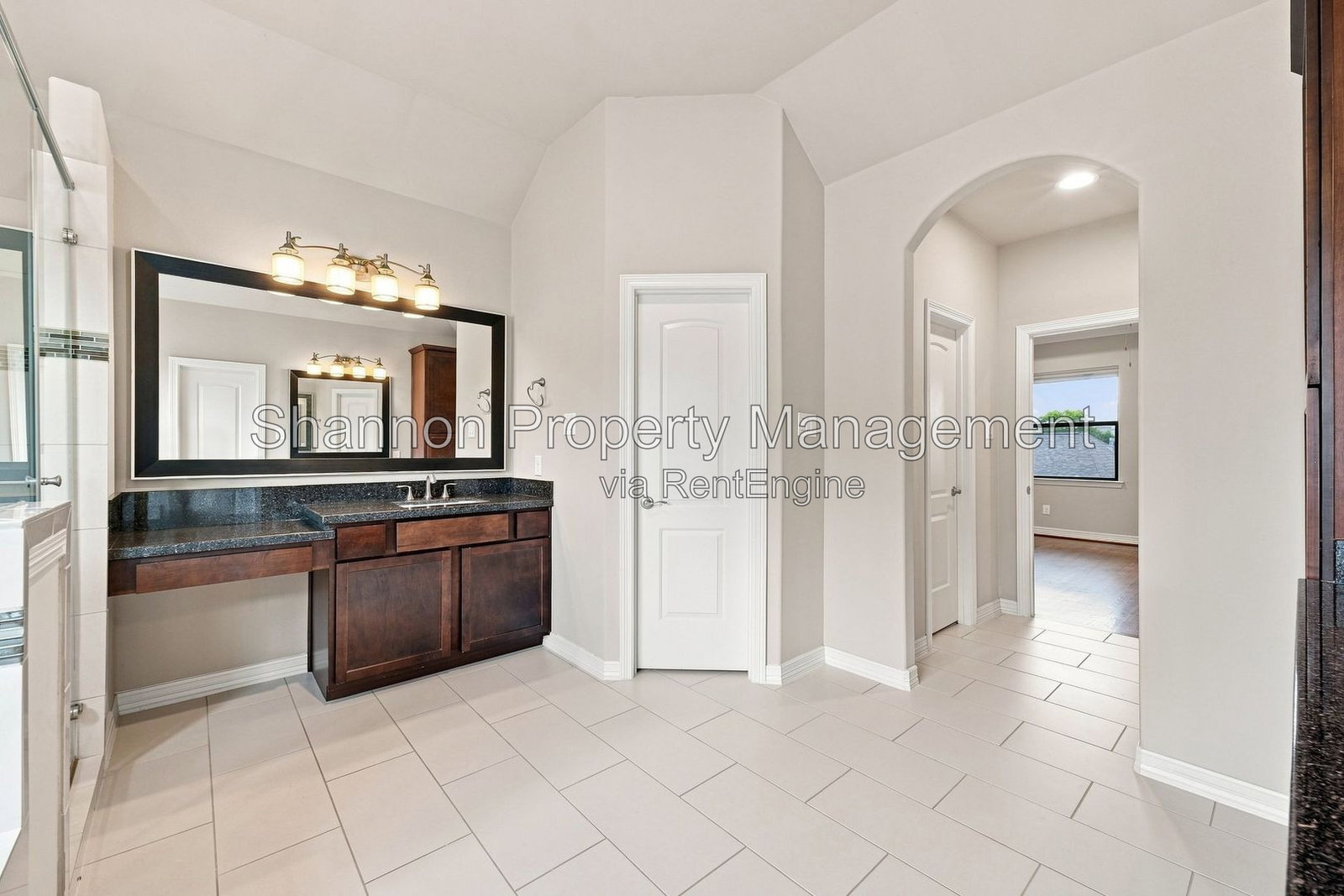 Gallery Image 38