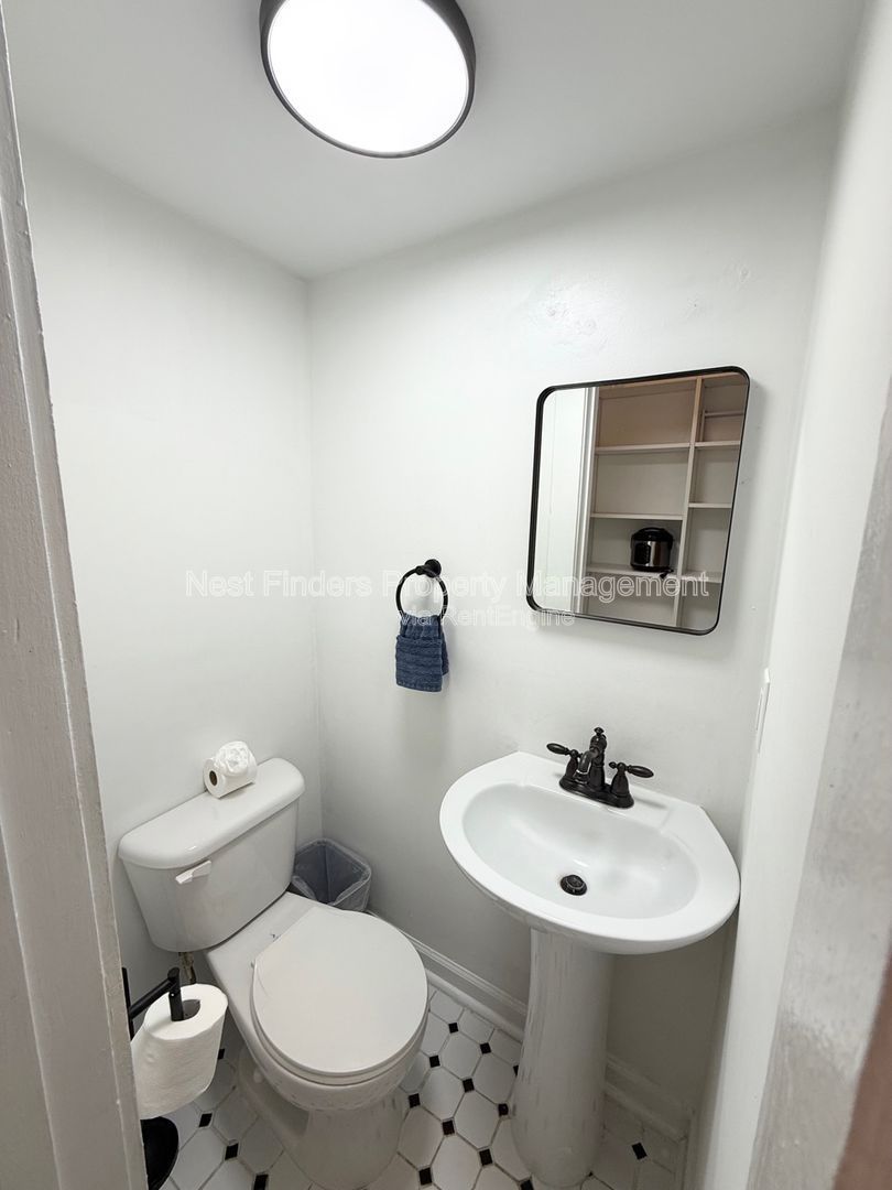 Gallery Image 17