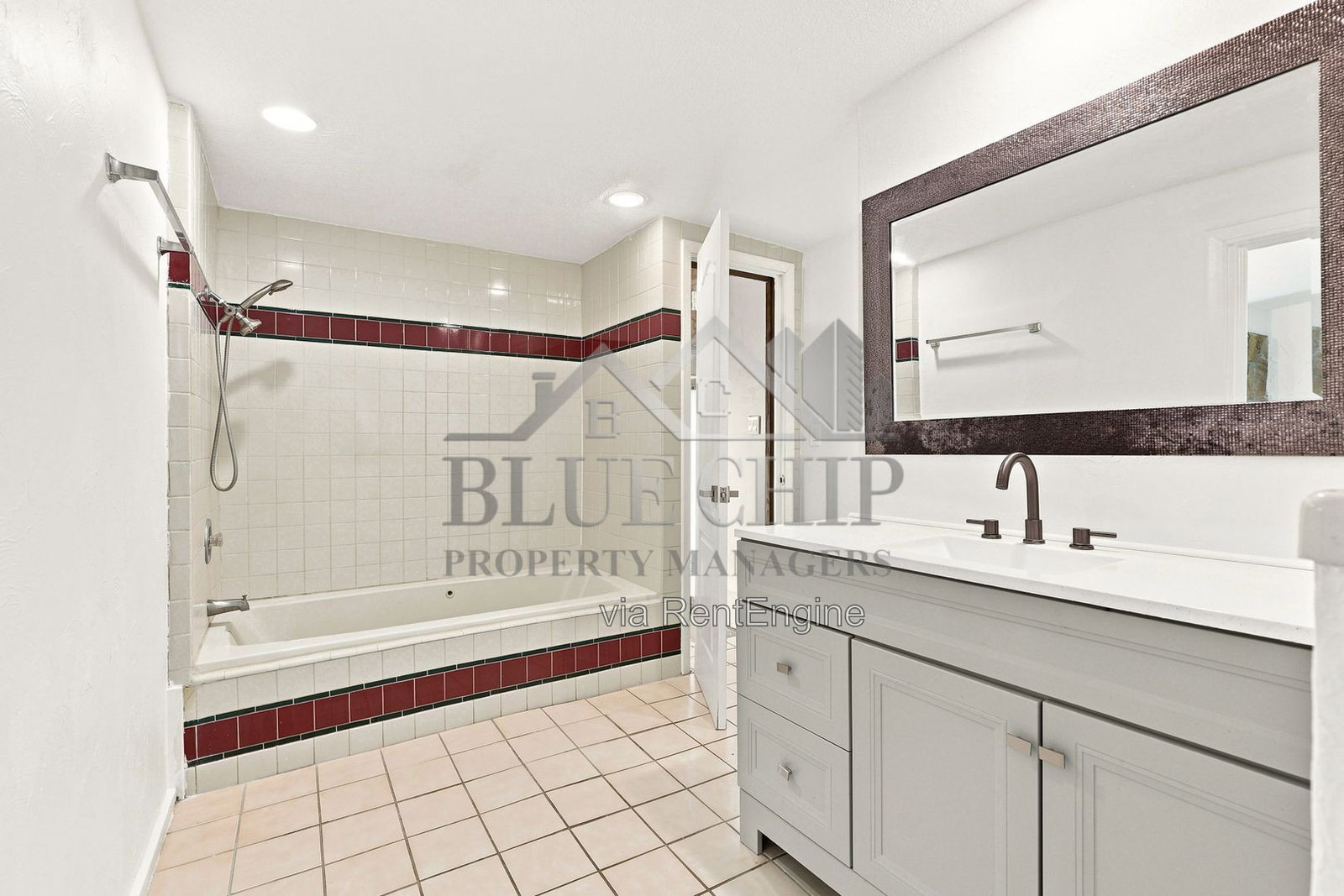 Gallery Image 19