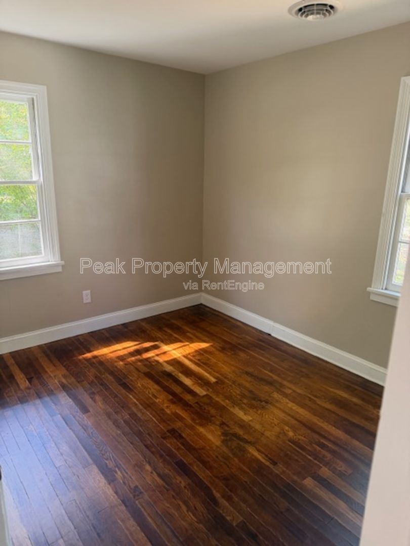 Gallery Image 6