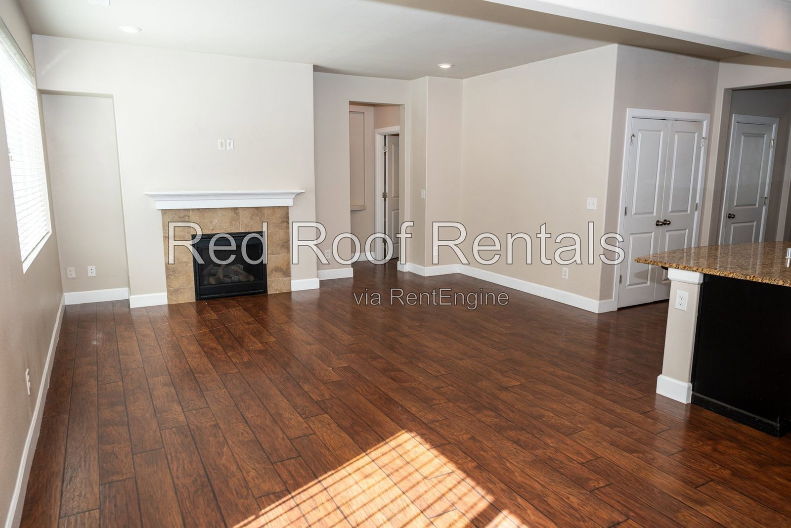 Gallery Image 17