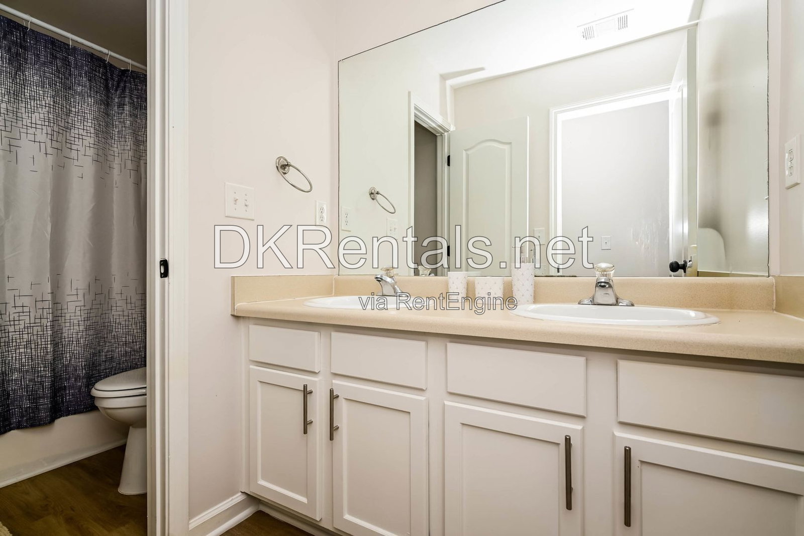 Gallery Image 16