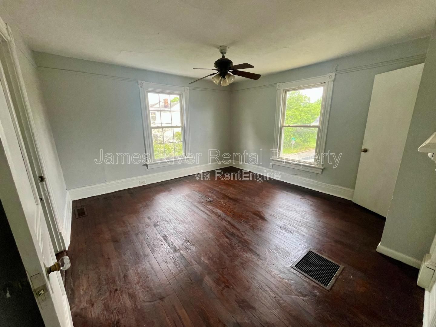 Gallery Image 16