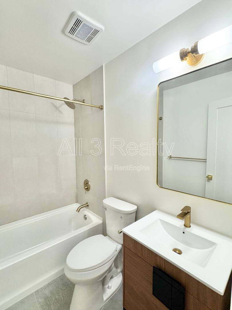 Gallery Image 19