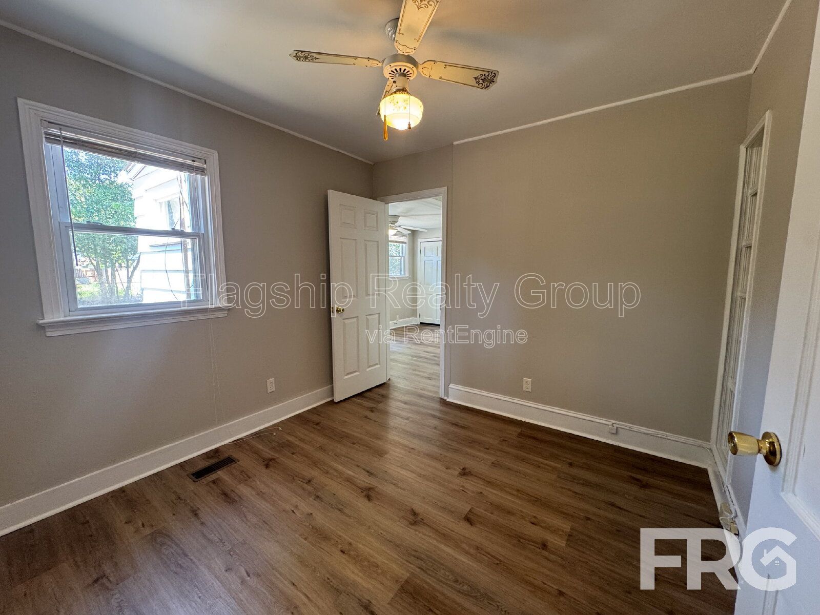 Gallery Image 20