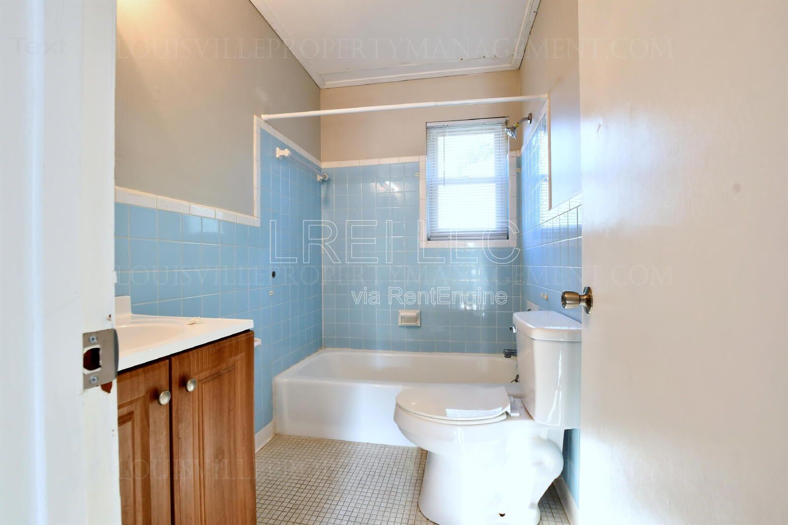 Gallery Image 17