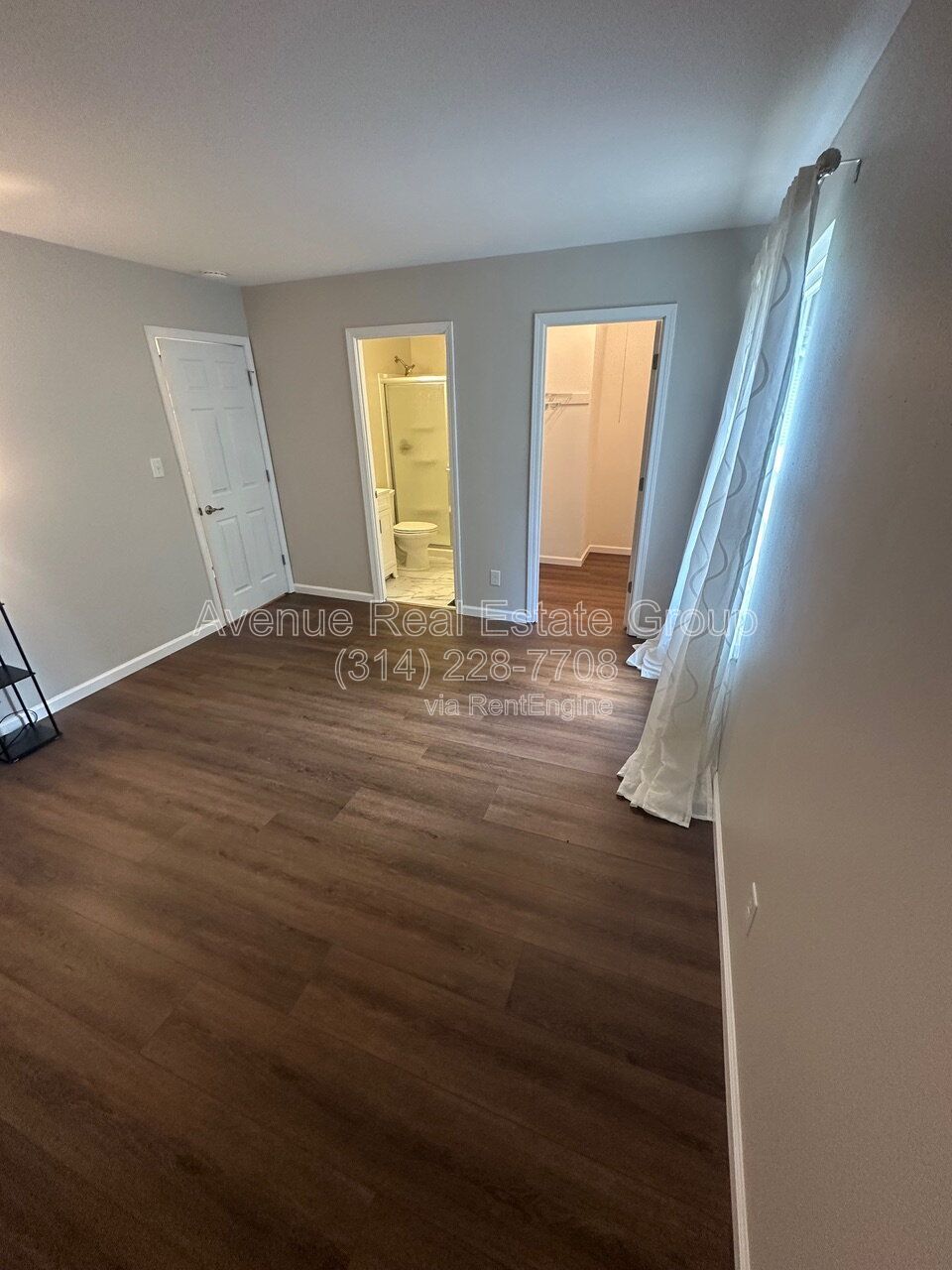 Gallery Image 15