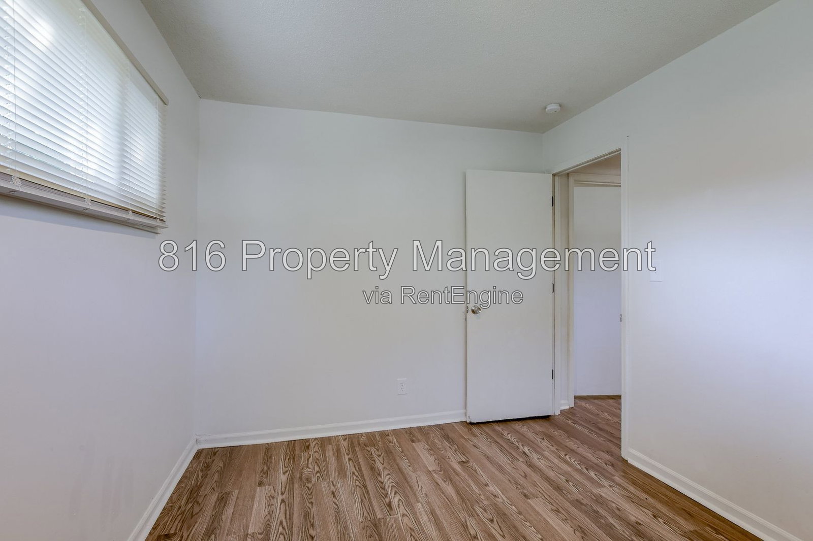 Gallery Image 16