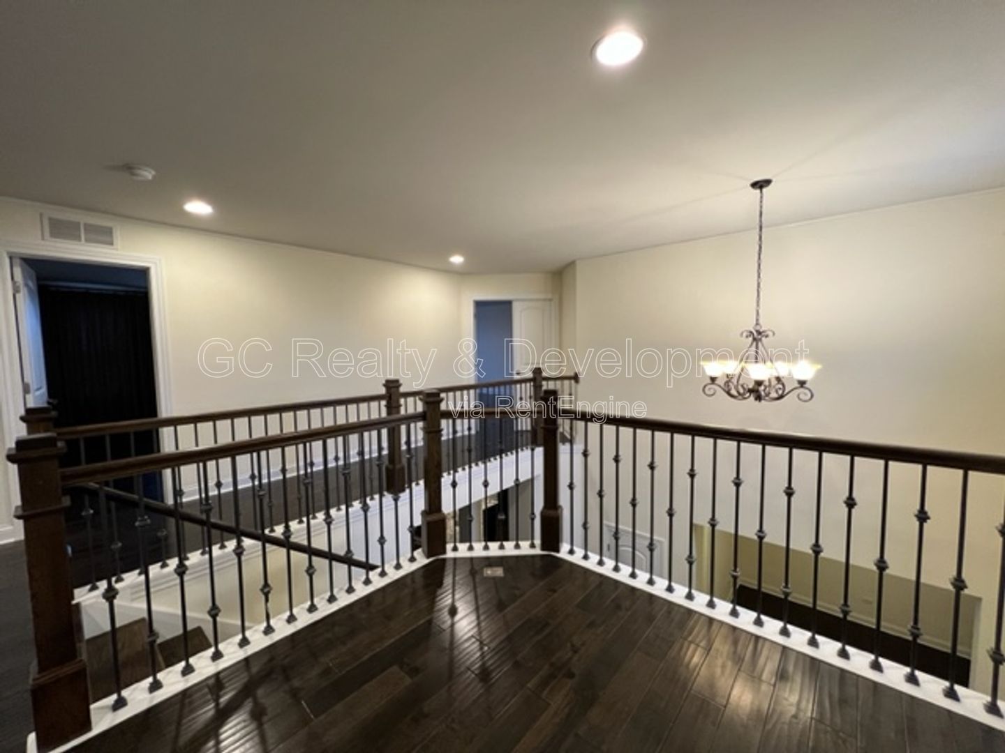 Gallery Image 19